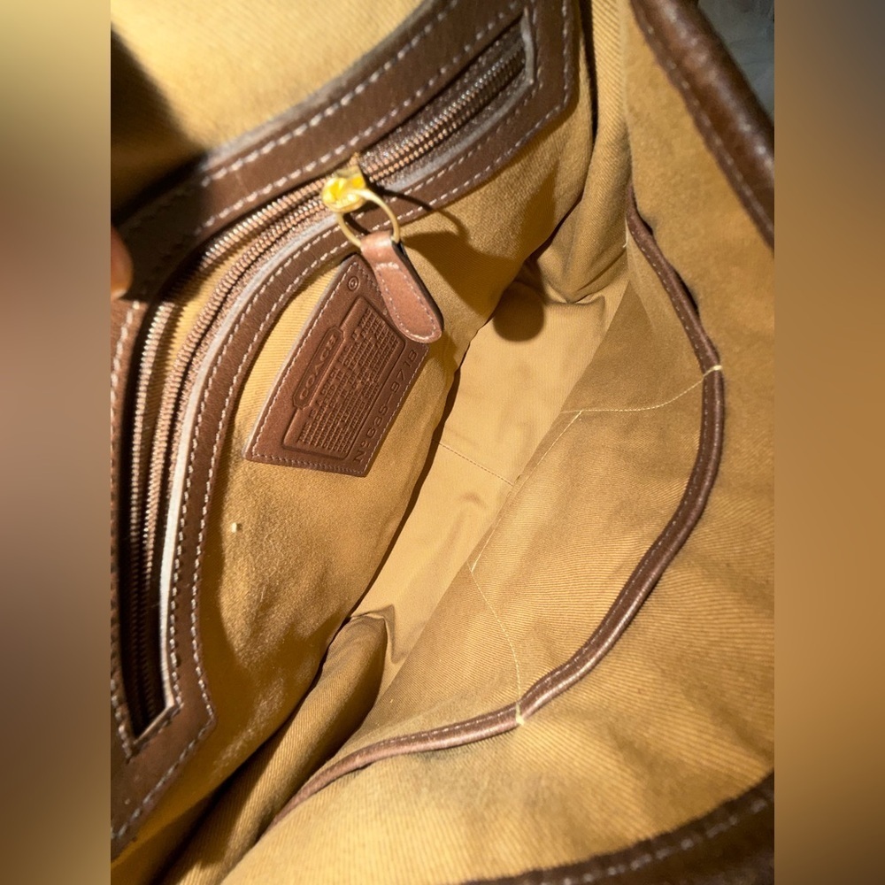 Vintage Coach #9718 Elegant Brown Leather Men's Bag - Picture 9 of 11